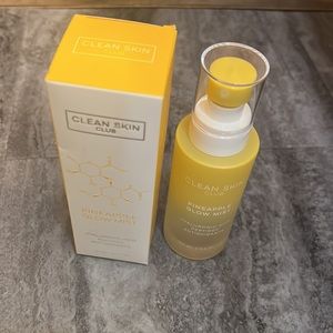 CLEAN SKIN CLUB Pineapple Glow Mist